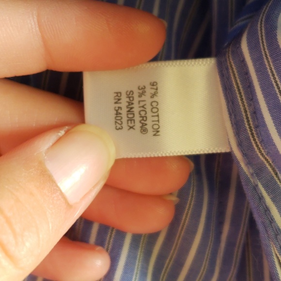 Banana Republic button down size 2 - Picture 5 of 6